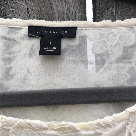 Ann Taylor Lace Top - Picture 3 of 4
